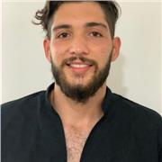 Profesor de apoyo escolar especializado en el área de Ciencias Sociales